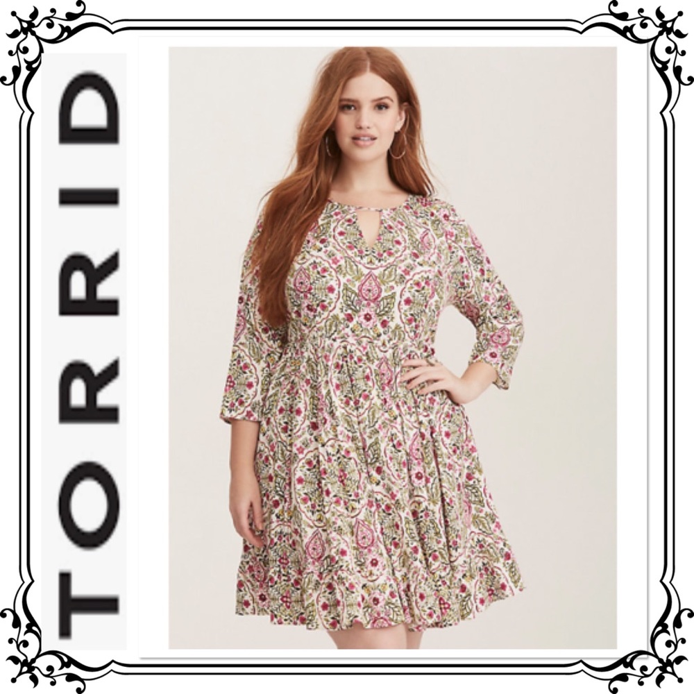 TORRID ⭐️ Ivory Floral Print Challis Skater Mini Dress